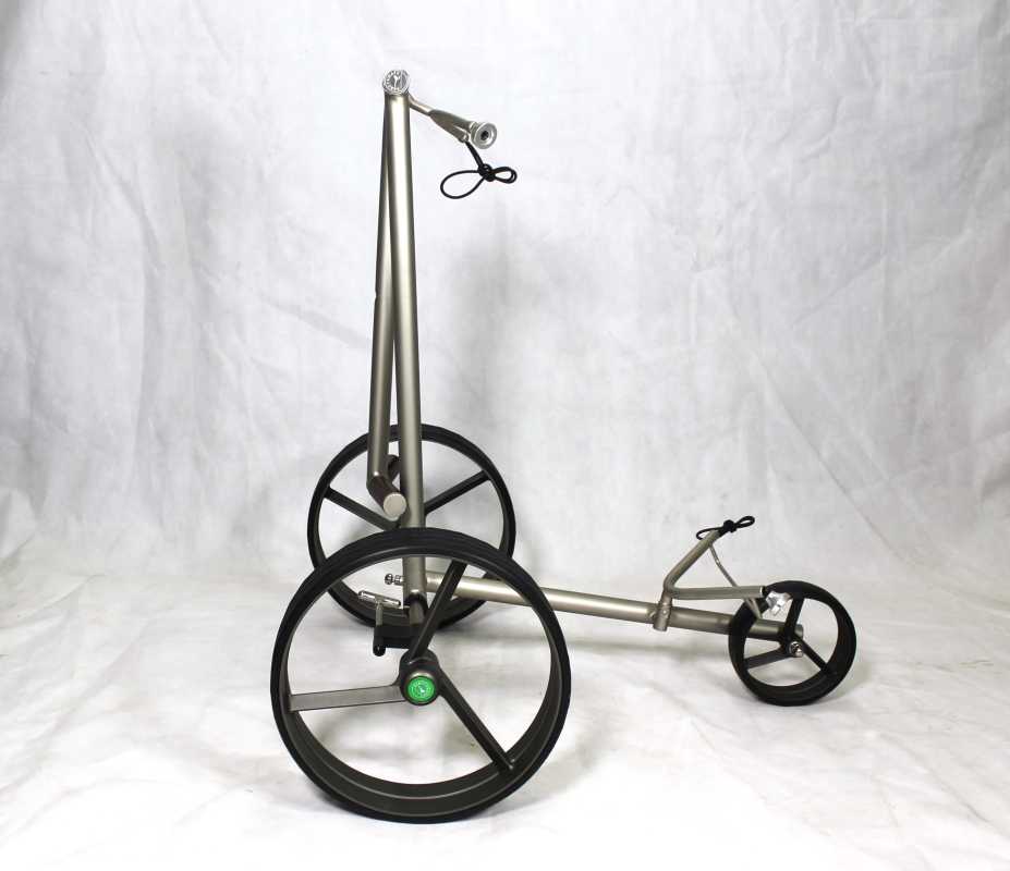 Fasan®, Ausstellungstück, Edelstahl Golf Trolley schnell-zerlegbar/-klappbar, in Titan-Optik, nur mit ganz winzigen Zerkratzen